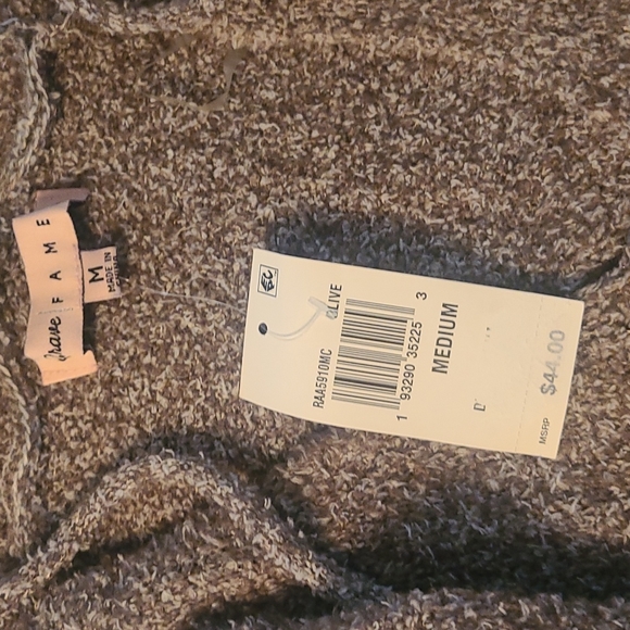 NWT !!! Sweater Hoodie - Picture 2 of 4
